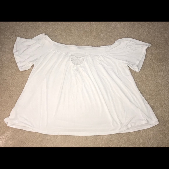 White off-the-shoulder shirt - Picture 2 of 2